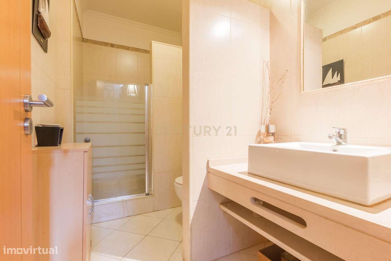 Moradia T4 em Oleiros - Azeitão, Setúbal - Oportunidade Única!-14