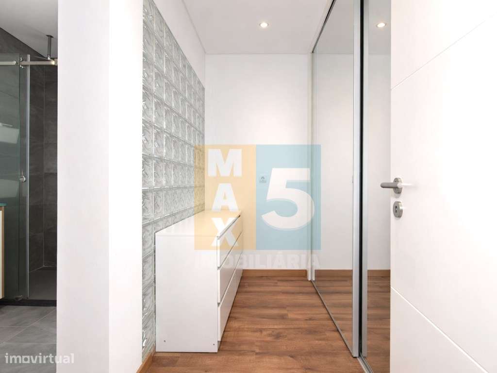 Moradia com 2 terraços em zona calma - Montijo-21