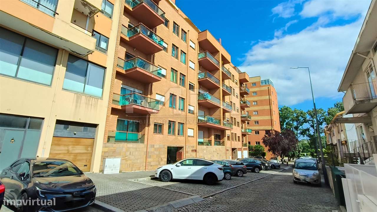 T3 a 5 min do Metro de Santo Ovídio com Garagem Box | Gaia-42