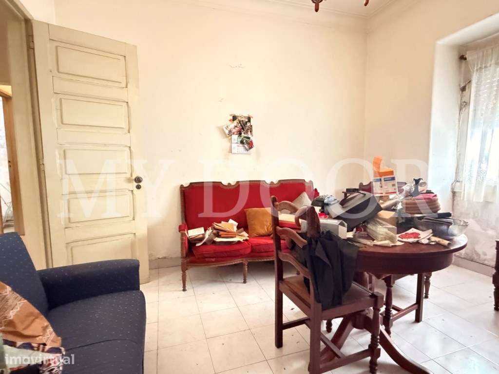 Apartamento T2 - Moscavide - Obras Totais - RCH c/ Terraço-15
