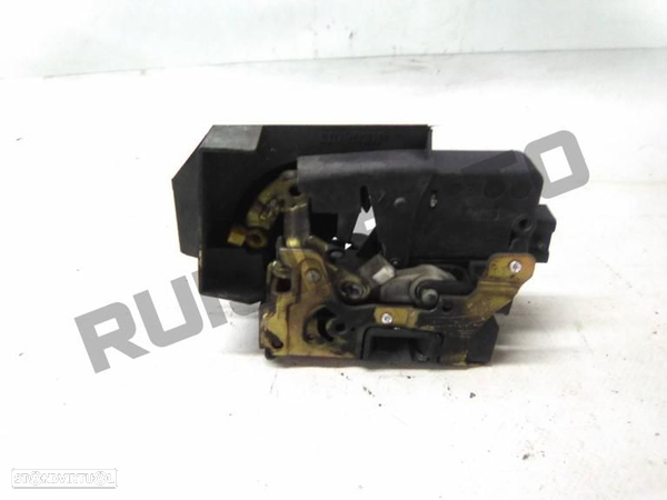 Fechadura Porta Tras Esq  Renault Laguna I [1993_2001] 1.8 - 3