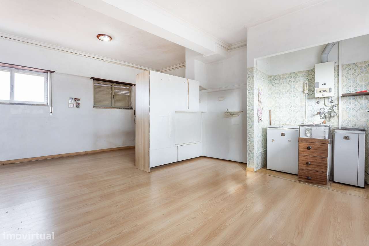 Atelier T0 em Queluz-3