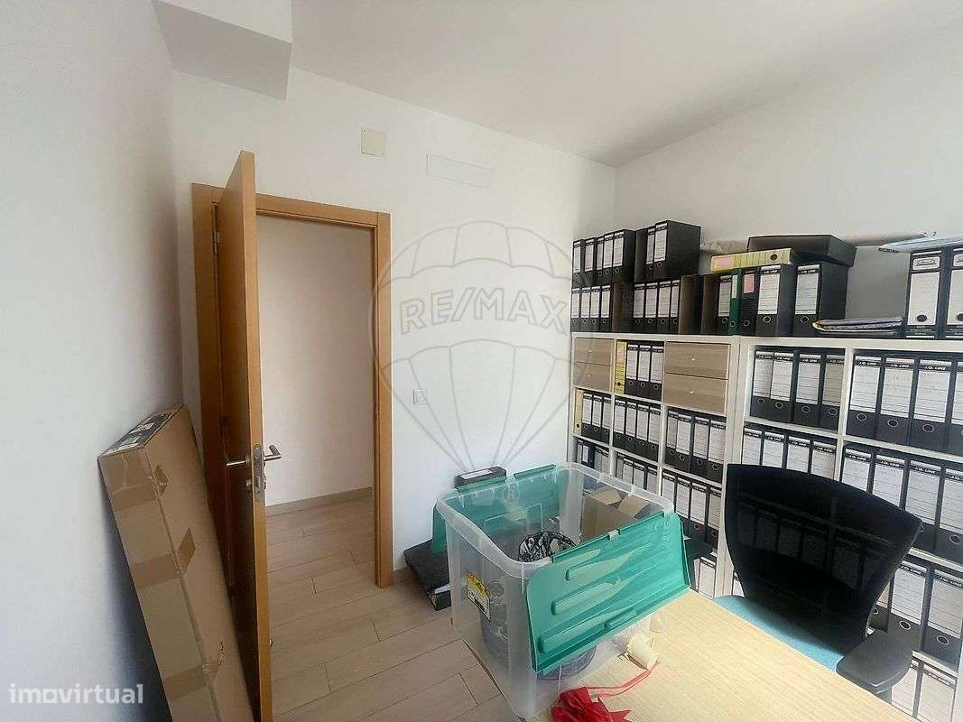 Escritório  para arrendamento - Grande imagem: 4/10