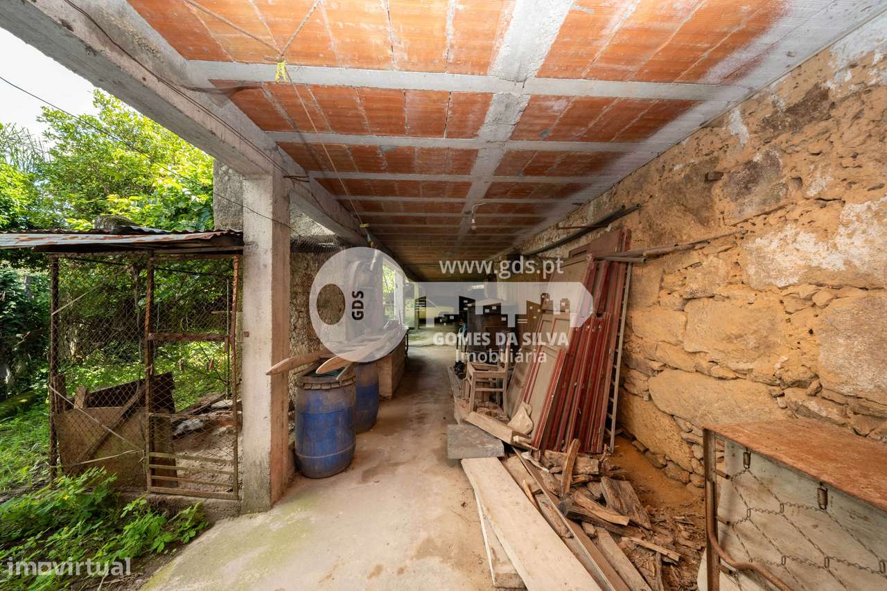 Moradia T3 na Loureira, Vila Verde-23