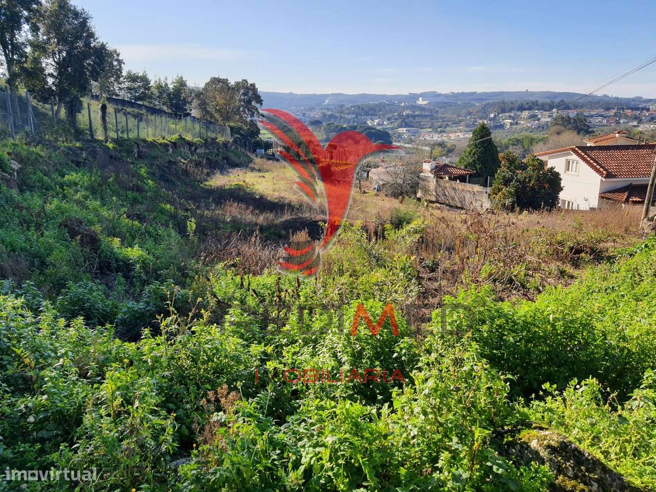 Terreno para construção de moradia - Grande imagem: 2/4