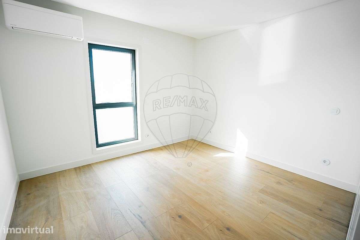 Apartamento T2 para arrendamento - Grande imagem: 4/14