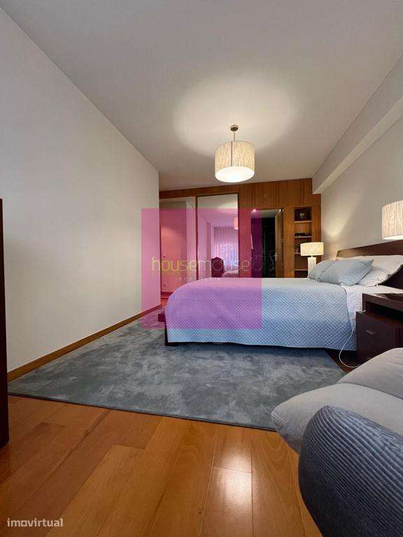 Apartamento T 3 Colégio D. Diogo de Sousa, no Centro da CIdade-18