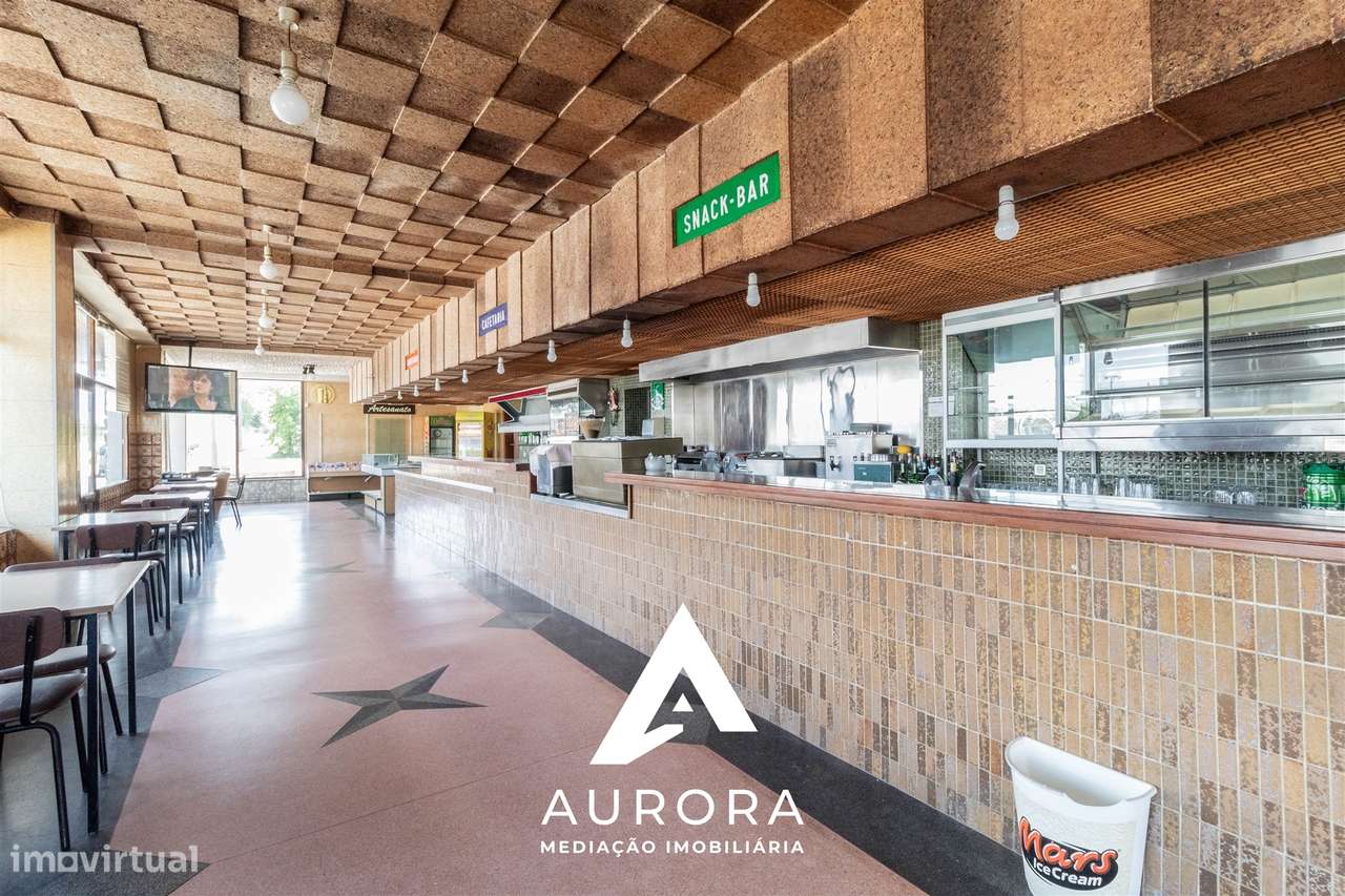 TRESPASSE Restaurante Equipado + Moradia + Terreno 2.000m² | 1.680m² d-11