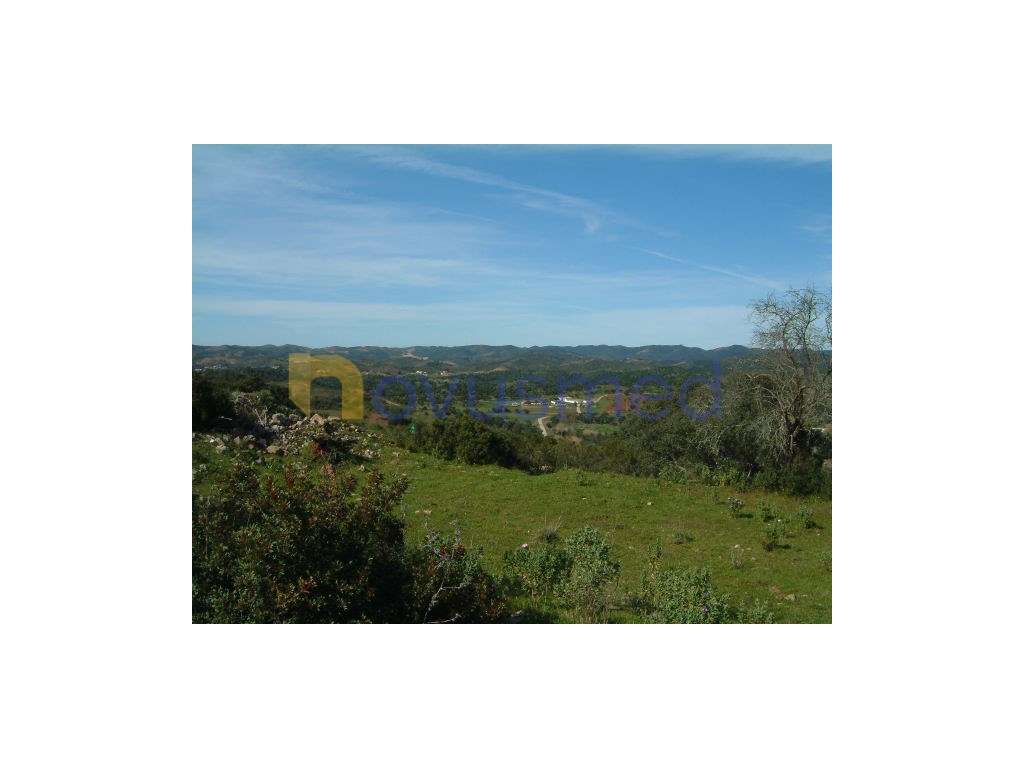 Terreno Rústico com Ruína em São Bartolomeu de Messines - Grande imagem: 3/27