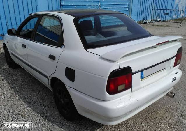 Suzuki Baleno 1.3 de 1997 para peças - 3