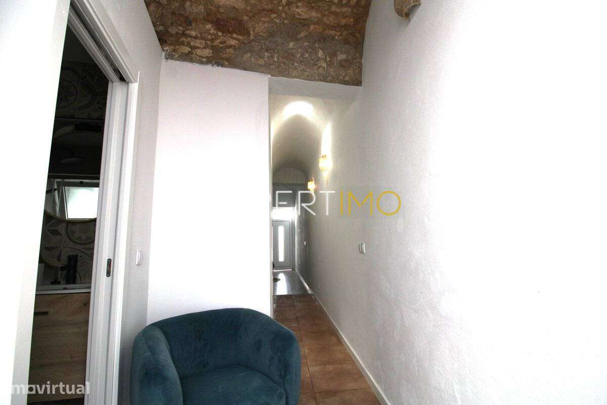 Moradia Típica na Baixa de Olhão com Potencial de Ampliação-9