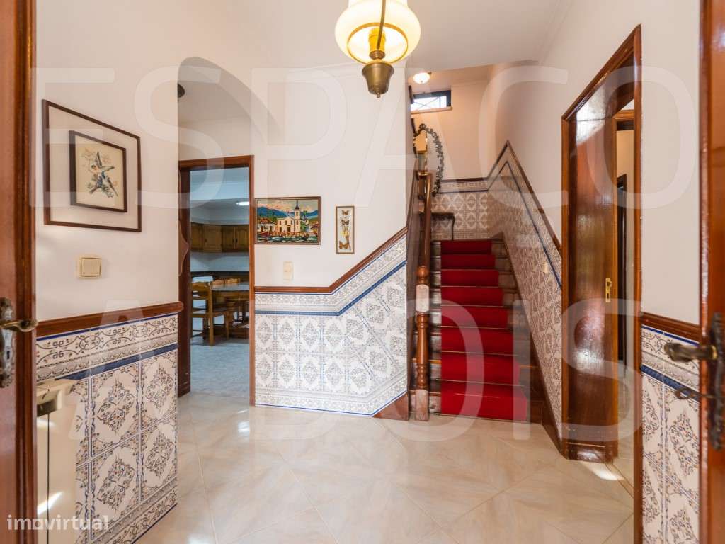 OPORTUNIDADE ÚNICA! Ótima qualidade de construção. Muito soalheira ...-42