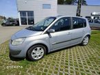 Renault Scenic 2.0 16V Privilege - 10