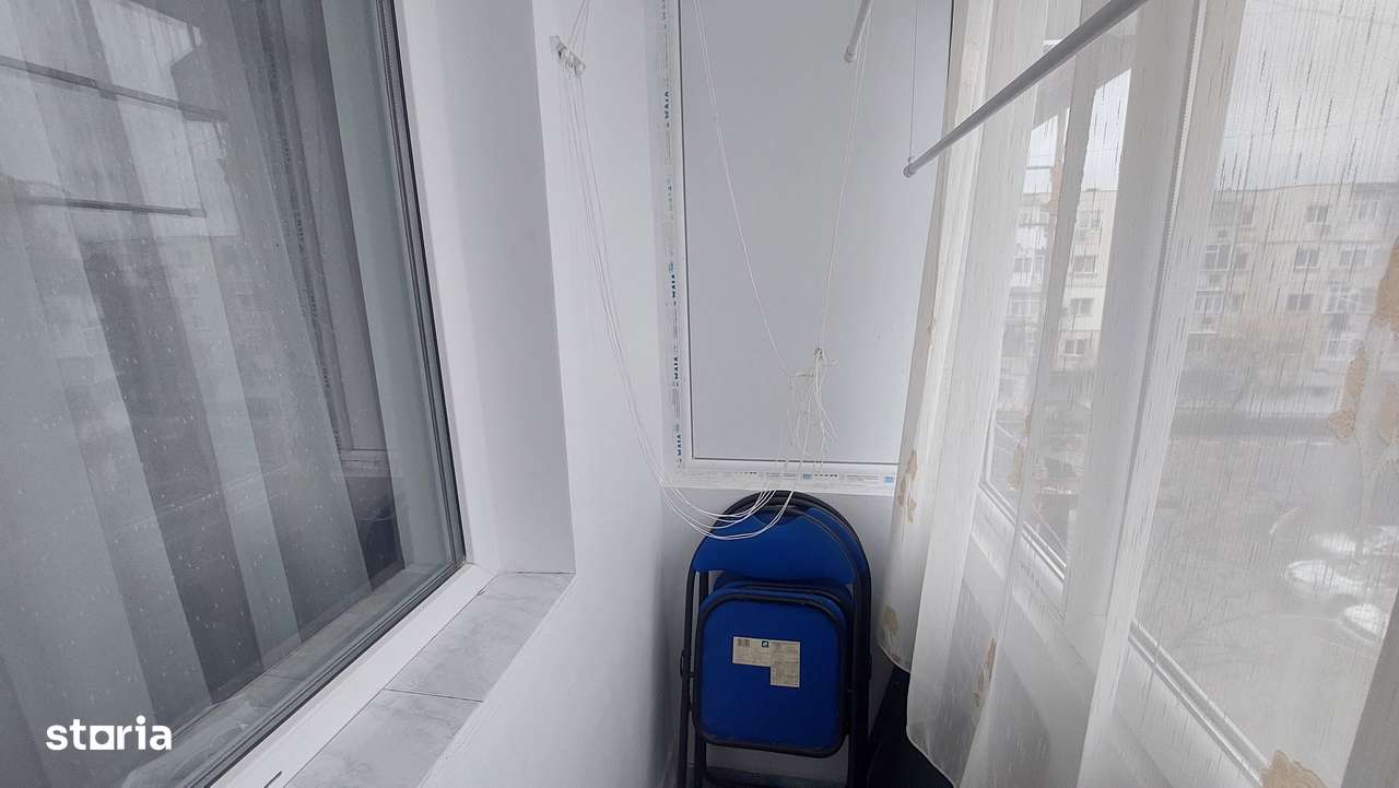 Vindem garsoniera Confort 1 Etaj 3 cu balcon pe camera-6