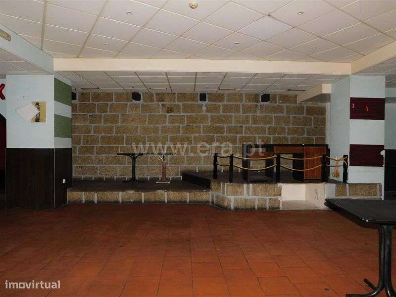 Loja / Seia, Seia, São Romão e Lapa dos Dinheiros - Grande imagem: 4/10