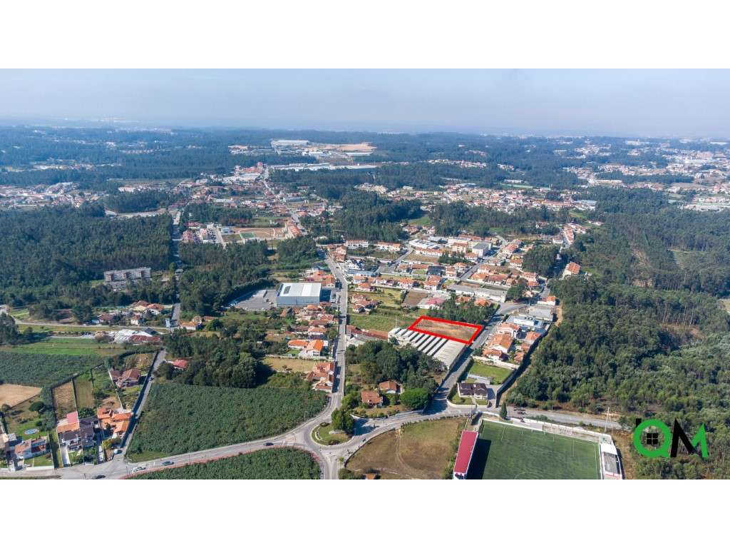 Terreno para Venda no centro de São João de Ver para construção de ...-23