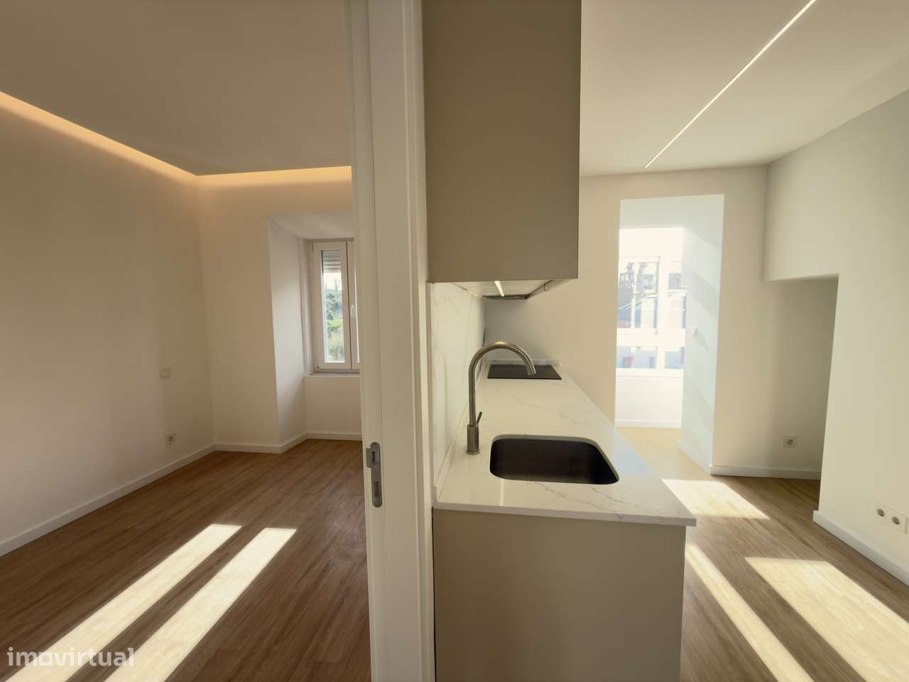 Apartamento T2 Penha de França Totalmente Remodelado - Grande imagem: 3/30