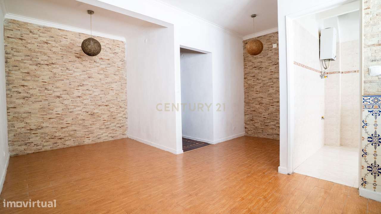 Arrendamento de Apartamento T2 com logradouro na Penha de França - Grande imagem: 3/25