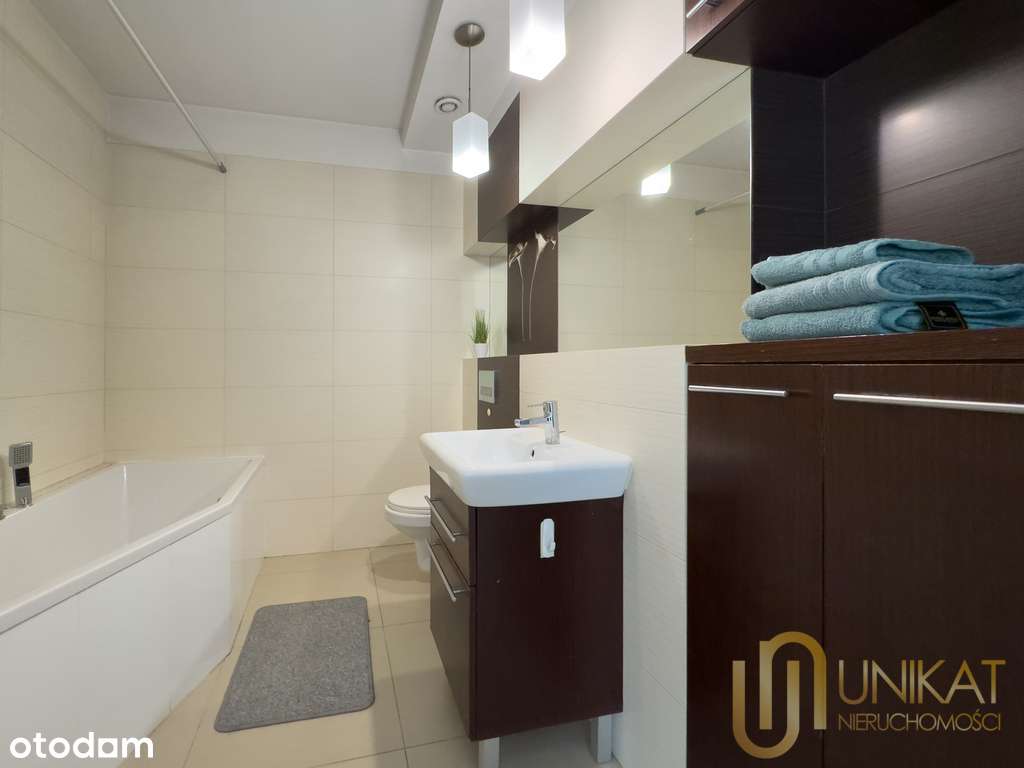 *Dwustronne* 2 pokoje* z dużym tarasem*-8