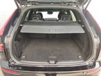 Volvo XC 60 2.0 B4 R-Design Geartronic - 25