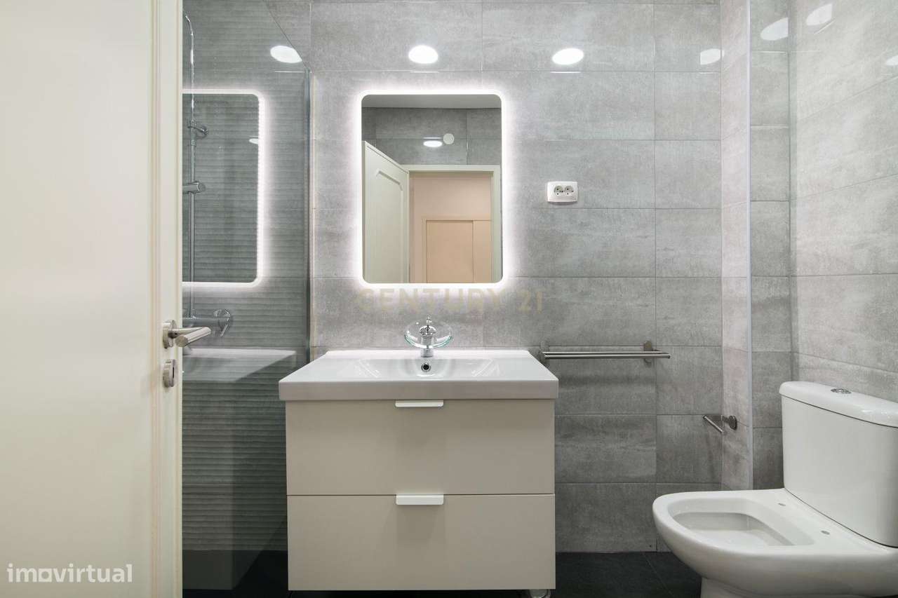 Apartamento T3 Remodelado na Abóboda – Conforto, Modernidade e Localiz-9