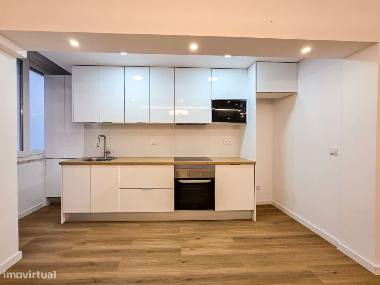 Apartamento Renovado no Bairro do Liceu em Setúbal-2