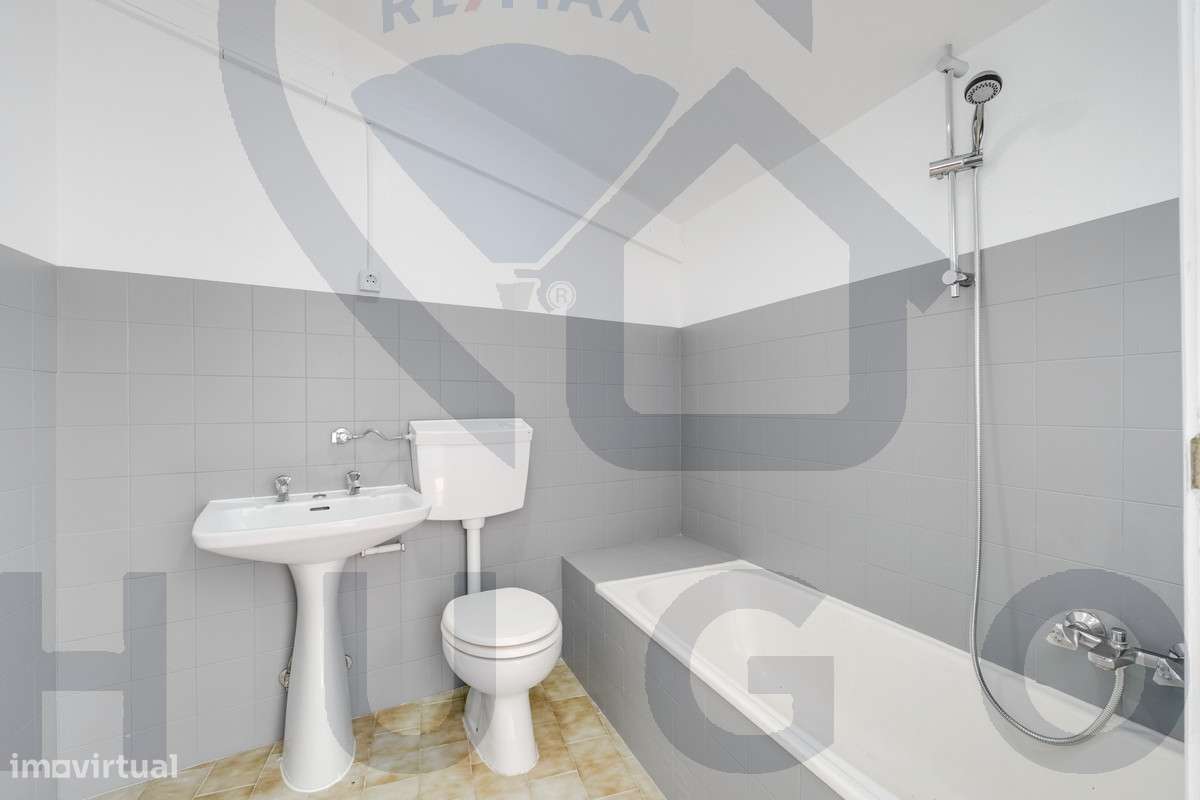 Moradia T3 no Centro Histórico de Évora Renovada-24