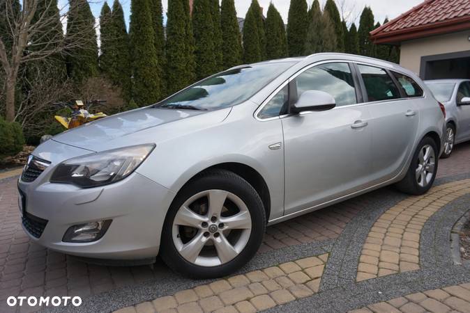 Opel Astra IV 1.4 T Sport - 2