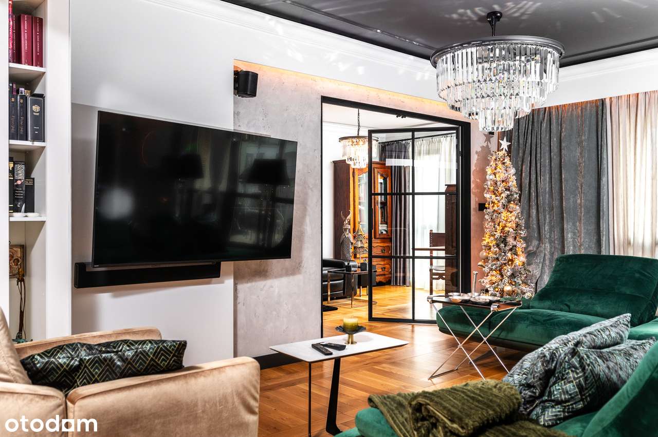 Apartament, który nie próbuje się podobać. On po prostu robi wrażenie. - Pełny obrazek: 4/20