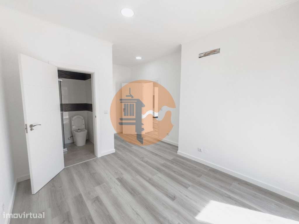 Apartamento T2 Novo no R/C com Fantástica Vista para o Rio Guadiana - Grande imagem: 4/32
