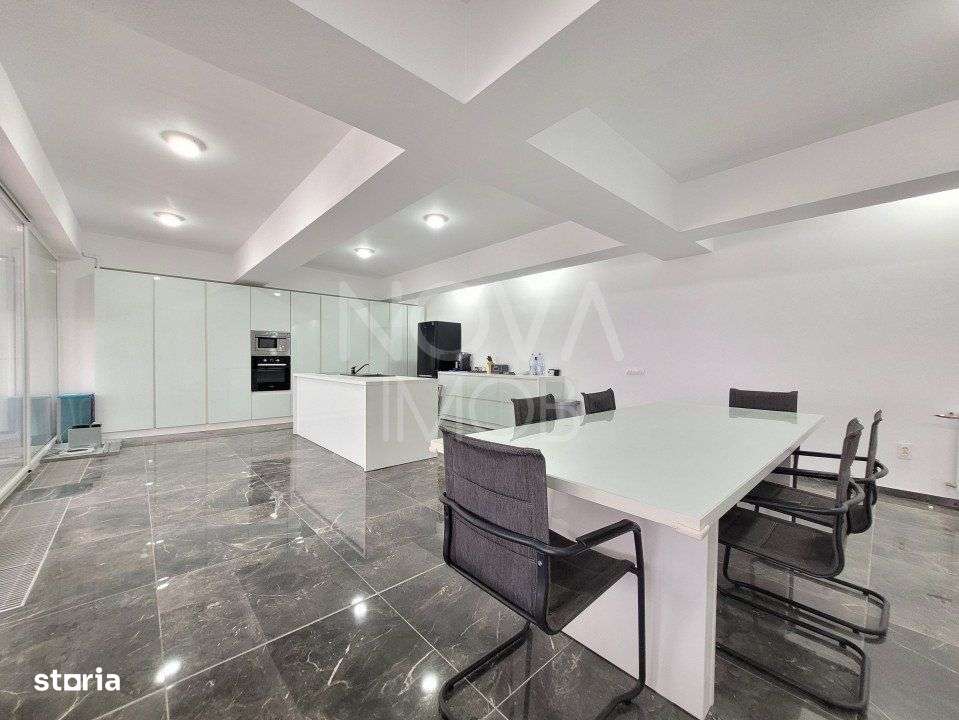 PENTHOUSE DE LUX CU TERASĂ PANORAMICĂ ȘI PRIVELIȘTE SPRE MUNȚII F - Imagine principală: 4/17