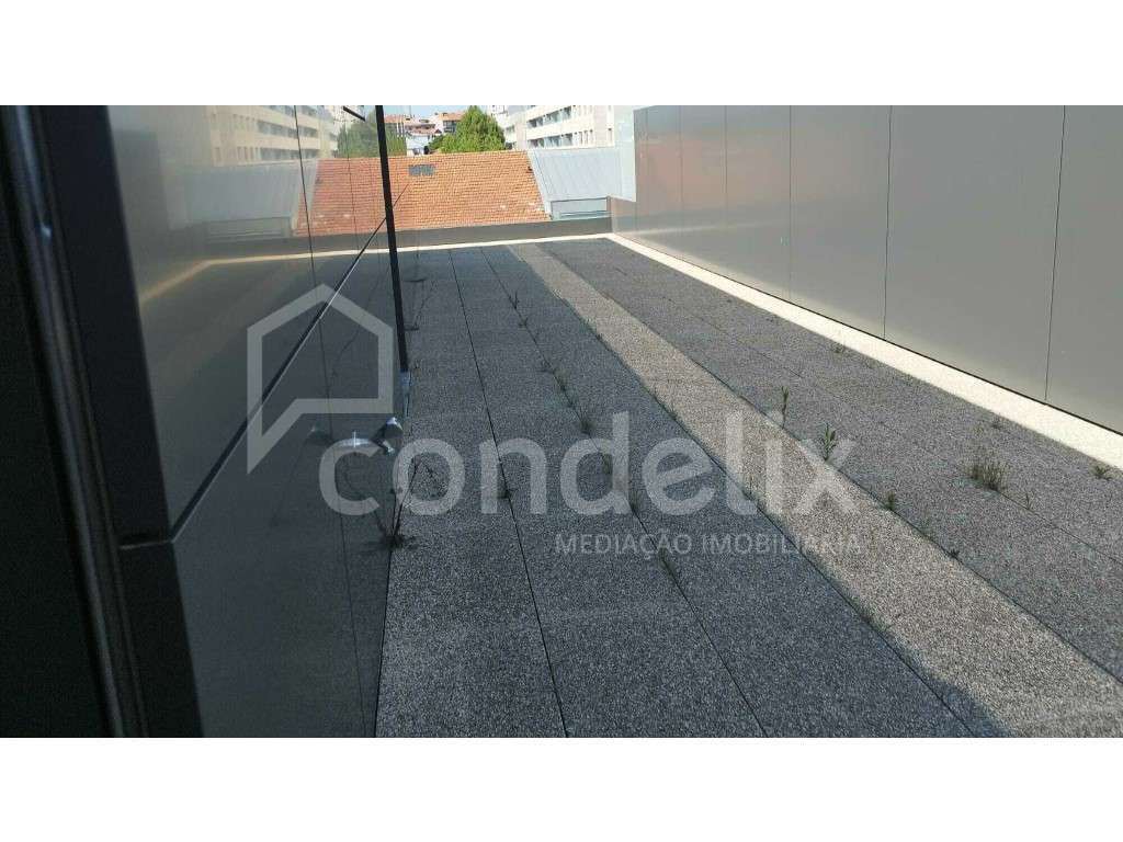 Apartamento T4 novo - Boavista - Grande imagem: 4/35