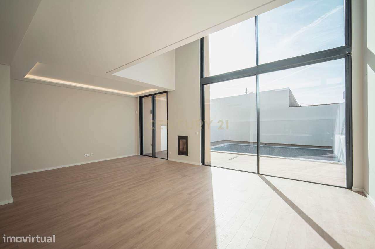 Condomínio exclusivo de 4 moradias contemporâneas, localizado em Murch - Grande imagem: 5/48