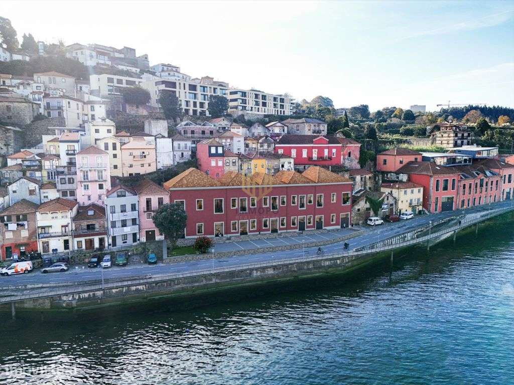 Espaço comercial com 145 m2 em Vila Nova de Gaia, com vistas para o ri - Grande imagem: 4/6