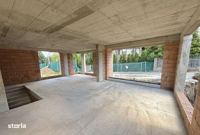 Spatiu comercial 221 mp, pretabil pentru clinica, inaltime 3m, cartier - Imagine principală: 5/8