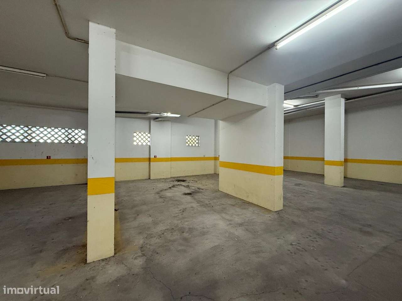 Garagem  Venda em Vale de Santarém,Santarém-0