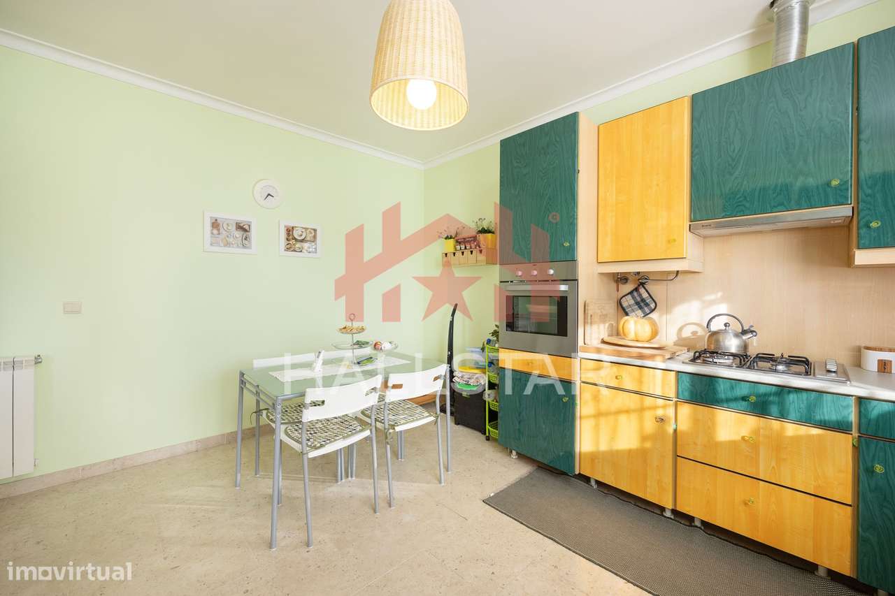 Moradia T3 Isolada / Aquecimento Central / Torre-6