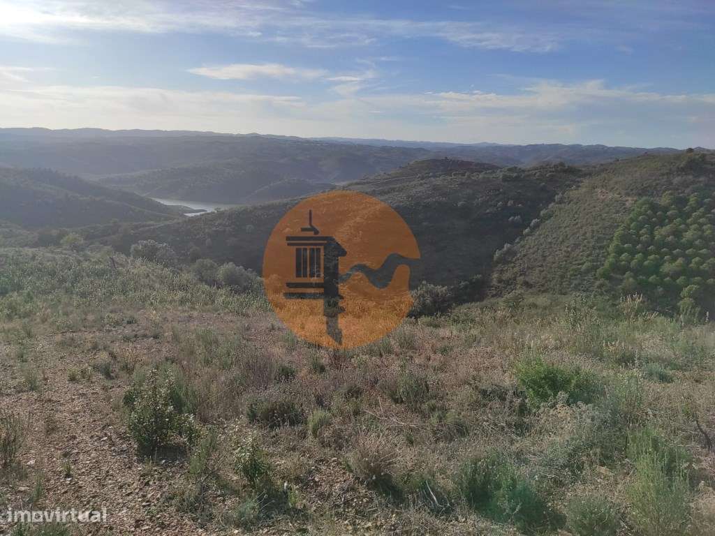 TERRENO RUSTICO COM 3.330 M2 VISTA LAGO PRÓXIMO AS QUEBRADAS EM CAS... - Grande imagem: 3/33