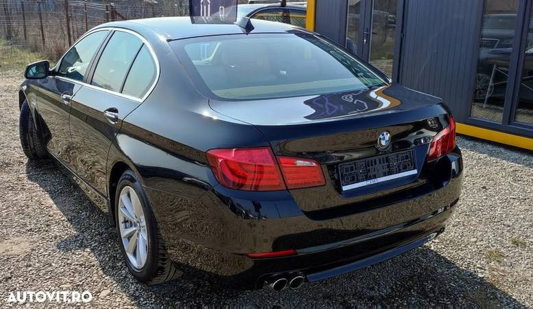 BMW Seria 5 520d Aut. Special Edition - 17