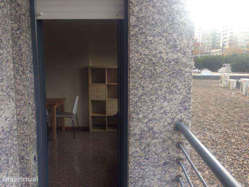 T1 - Porto, Praça da Galiza, Palácio Cristal - Grande imagem: 5/8