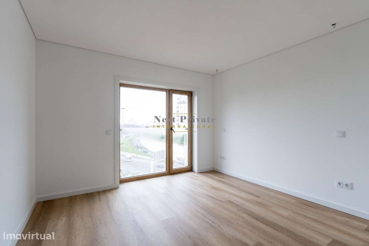 Apartamento T5 Duplex Antas-23