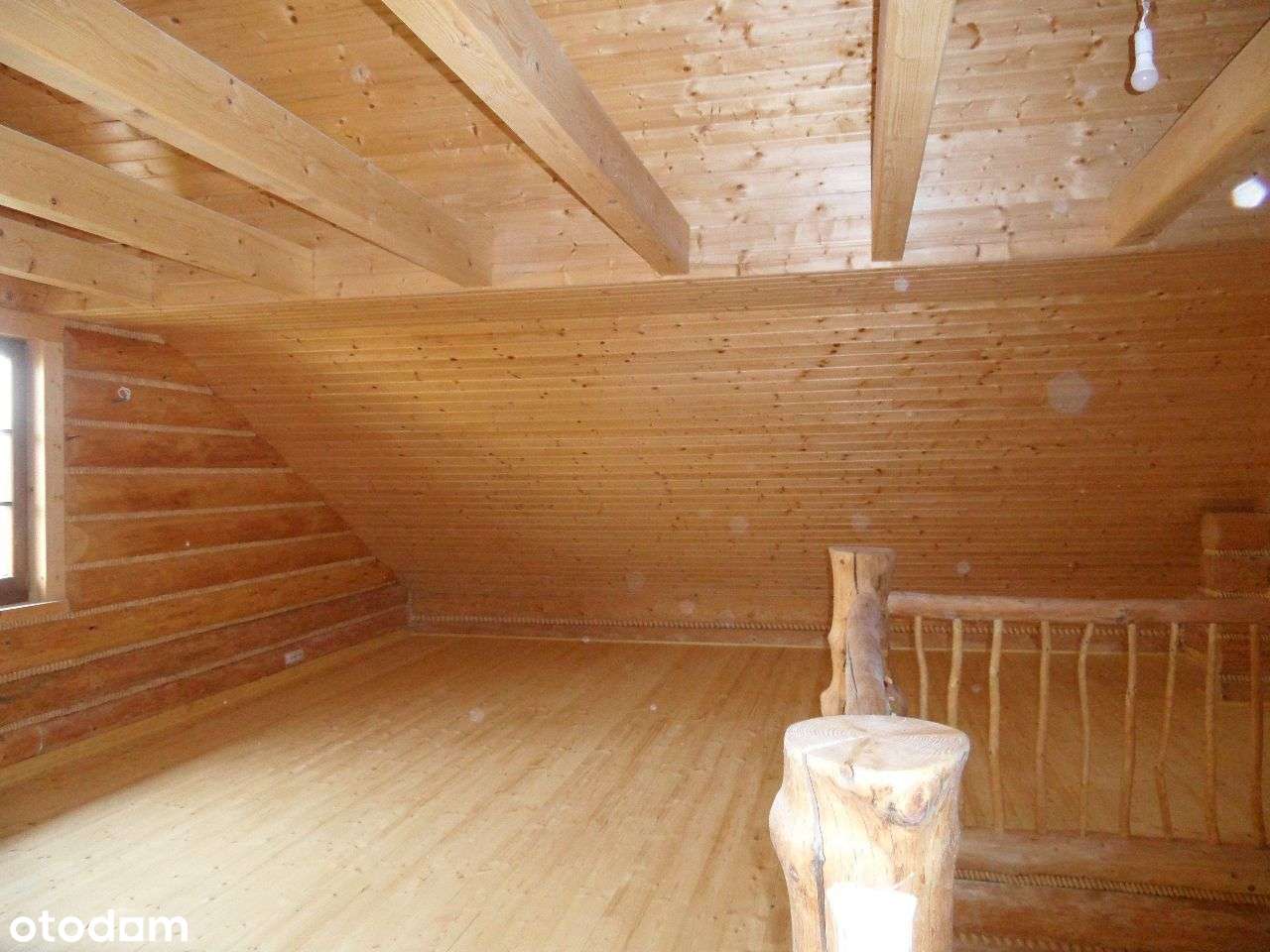 Piękny dom z bali (nowy)-10