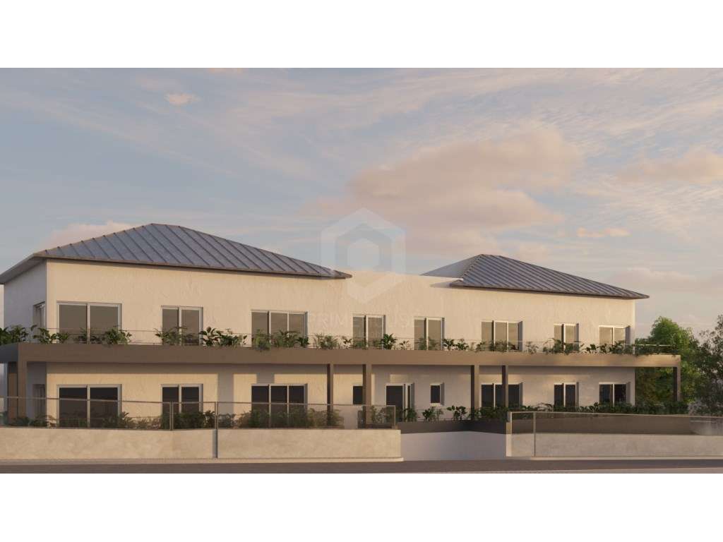 Apartamento T3 Duplex - Condomínio privado em Azeitão - Grande imagem: 2/9