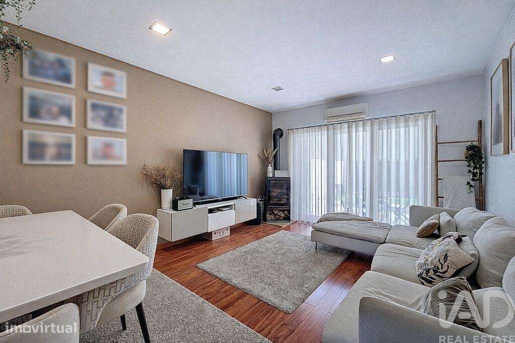 Casa / Villa T4 em Rio Tinto - Grande imagem: 3/18