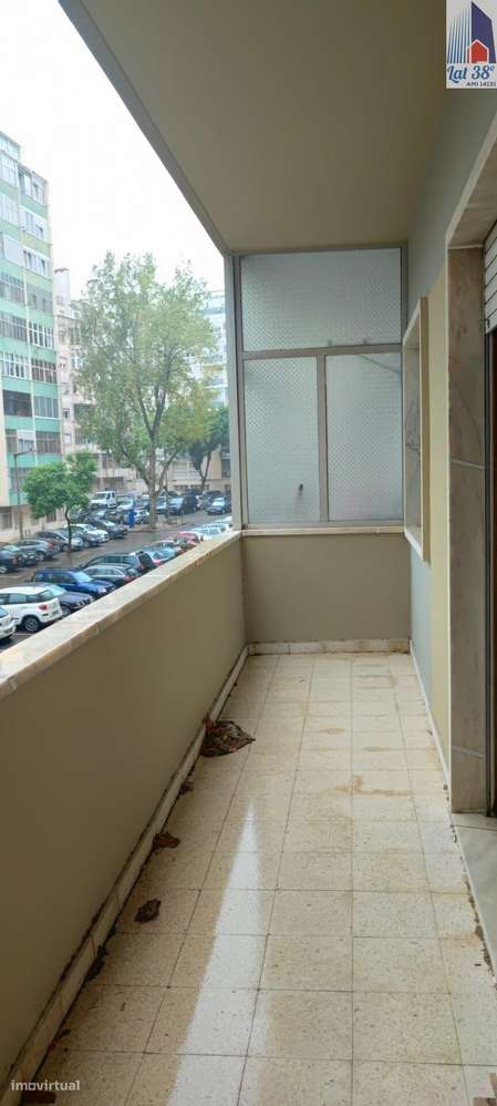 “O tamanho certo, a localização certa, a oportunidade certa.”-2