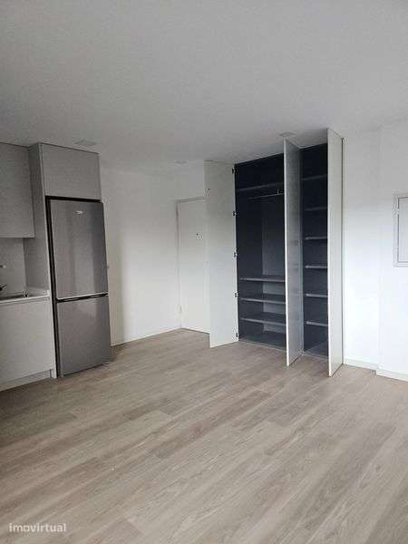 Arrendo T2 Novo em Braga perto da Montalegrense 2 - Grande imagem: 5/8