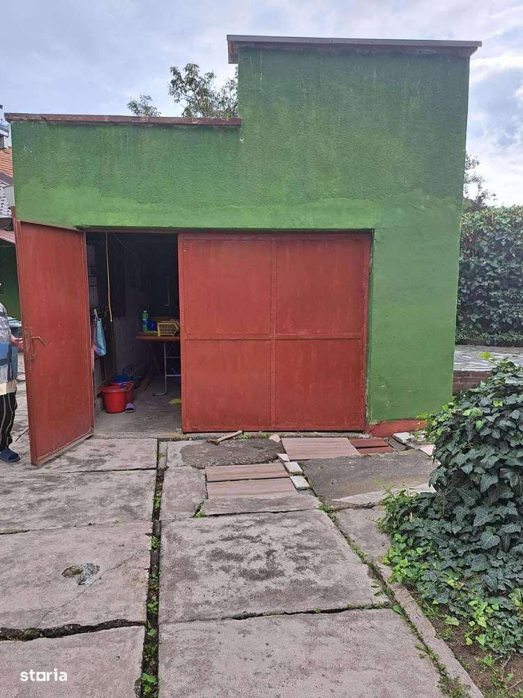 Casa cu 5 camere de vanzare , 14 MAI , 128.000 euro neg.-15