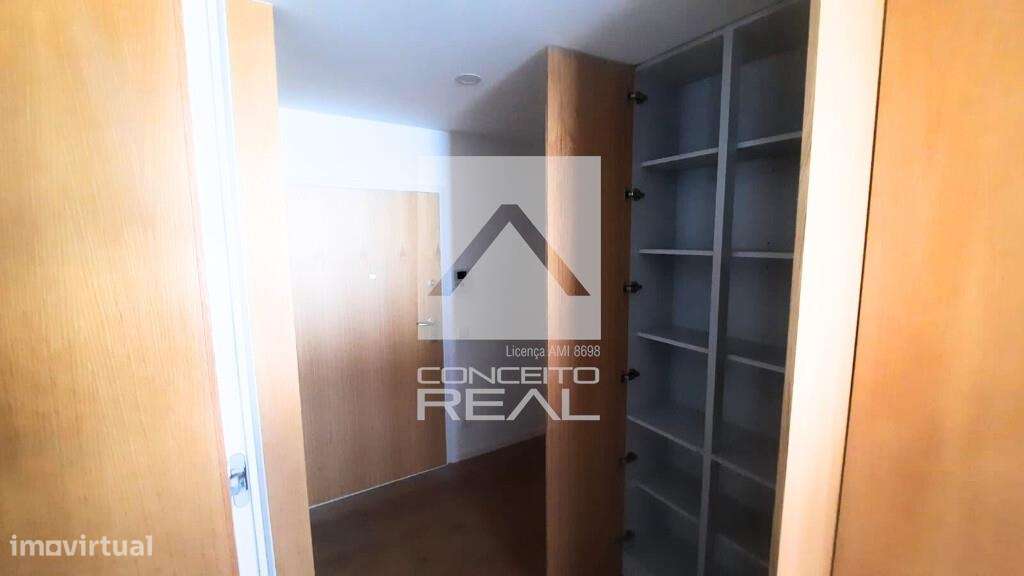 Apartamento T1 - Novo c/ terraço - Praia de Lavadores - Grande imagem: 4/14