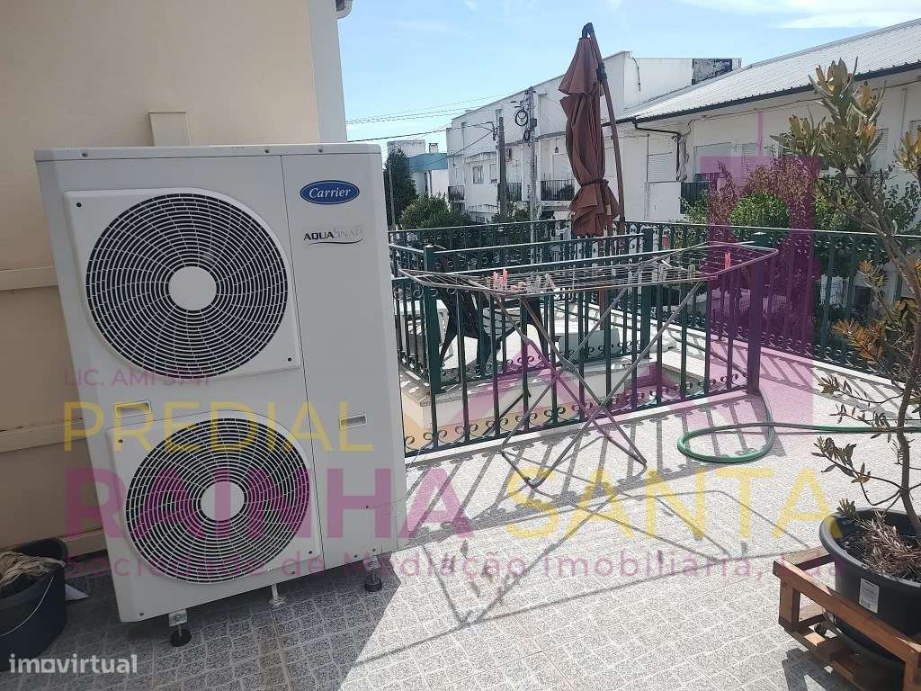 Moradia M4 com vistas panorâmicas, areas verdes, paineis solares e ...-13