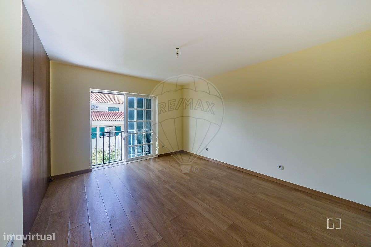 Moradia T5 para venda-26